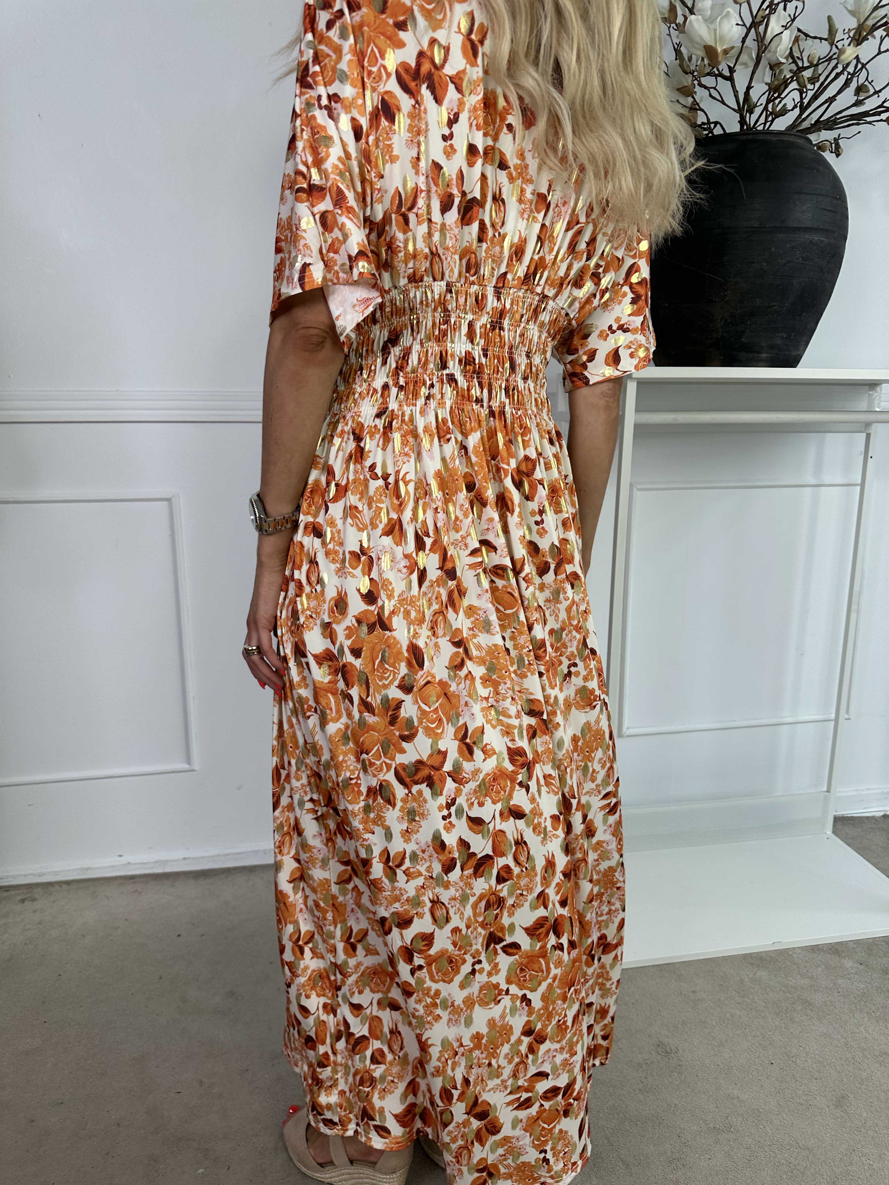 Pams Small Rose - Elastisk kjole med blomsterprint og guld detaljer